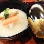 京野菜の白みそ仕立ての椀