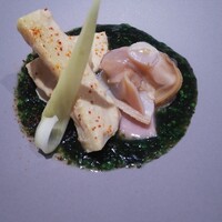 Takumi - たけのことハマグリ　ハマグリの処理の仕方が凄い。こんなに美味しいハマグリはありません。このコースで税サ込8000円弱とは！ザフレンチではなく、素材を活かし丁寧に作られていてどれも美味しいです。