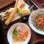 そばCafé なごみ - 天ぷら（海老、舞茸、ピーマン、玉ねぎ、人参）