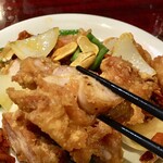 南昌飯店 - とりのピリパリ炒め600円