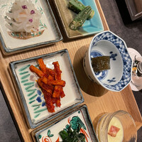 焼肉㐂舌 南船場 - 前菜たち