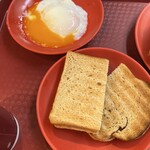 Ya Kun Kaya Toast - カヤトーストと玉子