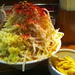 天運我に有り - 背油味噌ラーメンにメンマ！