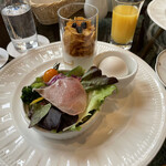 Myrtille - サラダ、ヨーグルト、ゆで卵