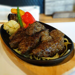 LEGAREA - サイコロステーキ