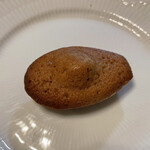 쿠로모지안 - 검은 글자 마들렌