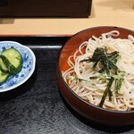 天ぷら 天松 - 先に出るお蕎麦と浅漬