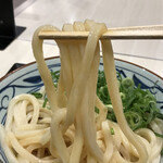 丸亀製麺 - うどん、にゅ～～ん！