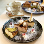 Ekiura Kafe Nichiyoubi - 3種のバスクチーズケーキ食べ比べ