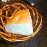 アロッサ - 玉ねぎのパン