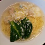 大連餃子基地 DALIAN - 海老ワンタン麺