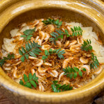 柚木元 - 2022.4 炊き込みご飯（駿河湾産桜海老、筍、木の芽）