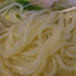 Chuugoku Kasai Shunrai - 手打拉麺の麺