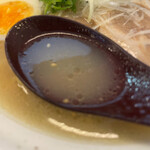 麺処 しろく - スープ