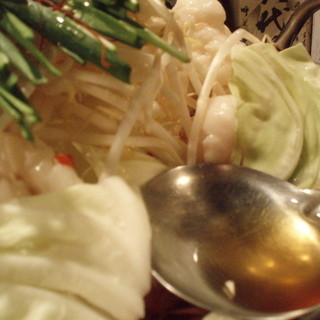 ミナト 鶏ちゃんもつ焼き・もつ鍋_1