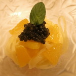 トラットリア・アルベロ - キャビアとオレンジのカッペリーニ