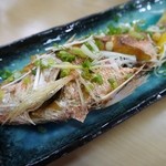 １階で買ったおさかなをバター焼きにしてもらいました。