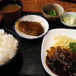 焼とんかつ たいら - Aランチ（焼きトンカツにハンバーグ）（味噌味）（ご飯大盛り）（１０００円）