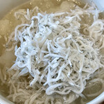 カネヒデ小林商店 - 大根おろしにたっぷり乗せて酒のアテです