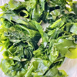 カネヒデ小林商店 - 見てこの鮮やかな緑　このままサラダにしていただきました