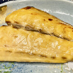 カネヒデ小林商店 - 鰆の一夜干しを焼くとこんな感じ　色からして最高ですよね