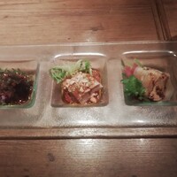 四川料理 龍の子 - 前菜3種