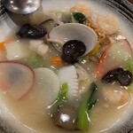 四川料理 蜀彩 - 海鮮入りおこげあんかけ