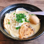 Membiruda-Zu Ari Zou - あり蔵らーめん（塩）+煮卵