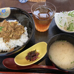 Masa - 牛すじカレー丼