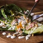 ロメインレタスのグリルシーザーサラダ／Grilled Romaine Caesar Salad