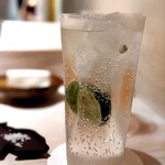 たかおか - この日も水出し煎茶・ほうじ茶が美味しかった。そして、ノンアル酢橘サワーも(笑)