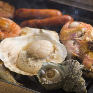 Seafood Barbecue that you can grill to your liking♪