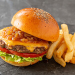 和牛バーガー　シャリアピンソース