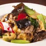 Stir-fried wood ears, egg, and pork with flavor