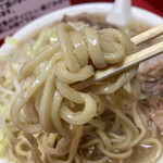 ラーメン二郎 - ワシではないがデロではない。中々のアルデンテ！