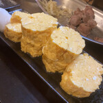 広島自転車商会 - だし巻き卵は、ボリューム感たっぷりです。