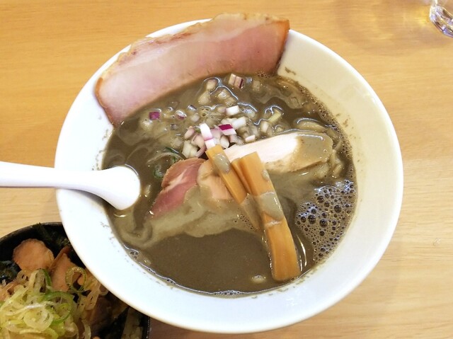 麺屋 あぶさん - 運動公園前（ラーメン）の写真