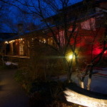 せきざわ - 幻想的なお店