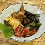 旬ものと日本酒 とみ笑 - お漬物