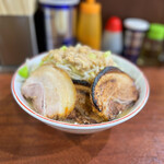 ラーメン 豚んち - 