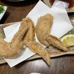 海鮮いづつ - 手羽先唐揚げ