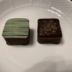 쿠로모지안 - 검은 글자 초콜릿과 산초 초콜릿