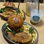 サカナノバーガー 名古屋セントラルパーク店 - 