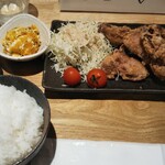 ごはんや ふくろう - から揚げ定食