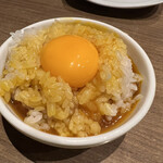焼肉レストラン ROINS - これは、タレがもったいなかったので残りの旨みあるタレを卵かけご飯にアレンジ❣️