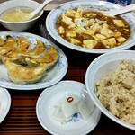 ぎょうざの満洲 - マーボ豆腐セット（玄米）