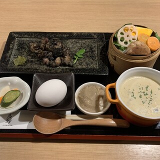 Nutritious and filling ◎ 3 types of lunch set meal is 810 yen!