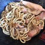 濃麺 海月 - 最後はスープに投入