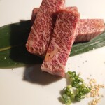 Shinise Seinikuten Chokusou Okazaki Yakiniku Hidagyuunodo Rei - 名物カイノミ厚切り