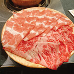 しゃぶ亭 - 牛豚ミックス定食ダブルのお肉です。（2022.4 byジプシーくん）
